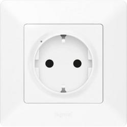 Connected Socket Outlet Valena Life 16A, White, Schuko