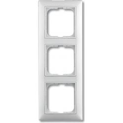 2513-94-507 Cover Frame 3gang(s) alpine white - Basic55