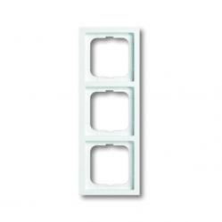 1723-184K-500 Cover Frame 3gang(s) studio white - future linear