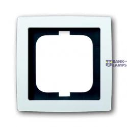 1721-84-500 Cover Frame future®, Busch-axcent®, solo®; carat® Studio white