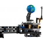 LEGO TECHNIC 42179 Planet Earth and Moon in Orbit