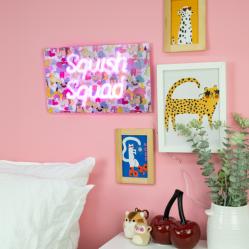 Squishmallows - Squish Squad Neon Wall Light - Neon Pink - Gadgets