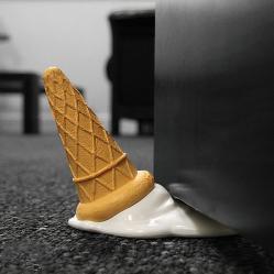Mad Monkey - Doorstop "Ice Cream" - Home and Kitchen