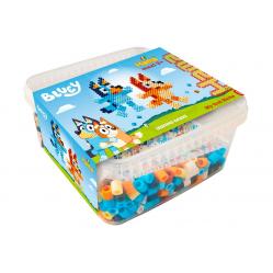 Hama - Maxi Bucket of Beads+Plate, Bluey (388756) - Toys