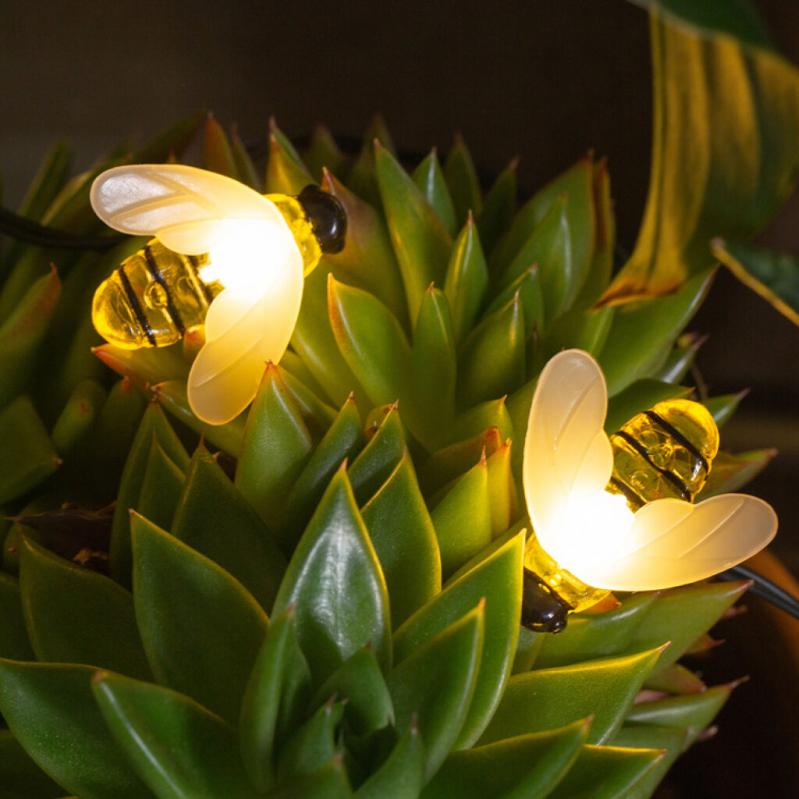 Kikkerland - Bee Solar String Lights - 5 meters / 16 feet - Garden, Patio and Outdoor Kikkerland - Bee Solar String Lights - 5 meters / 16 feet - Garden, Patio and Outdoor